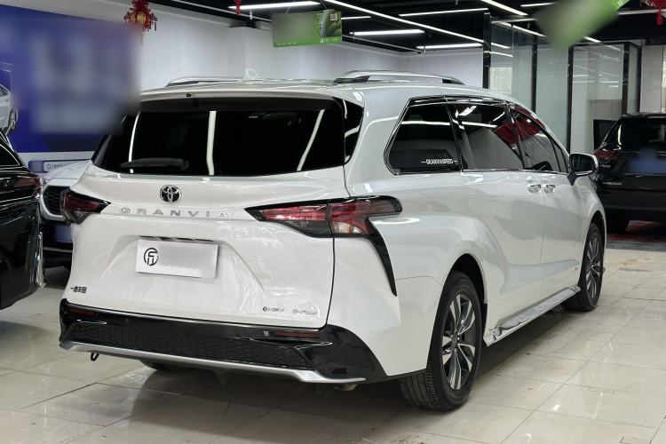 Used Toyota Granvia 2024 2.5L Hybrid Prestige PLUS Four-Wheel Drive Version Exterior 5