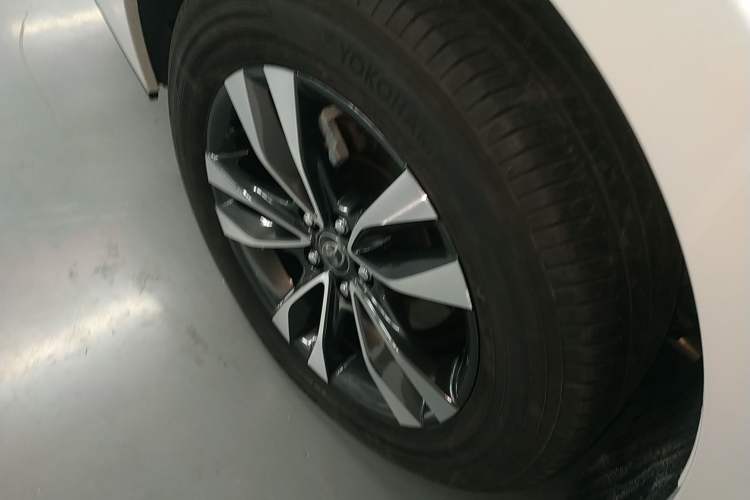 Used Toyota Granvia 2024 2.5L Hybrid Prestige PLUS Four-Wheel Drive Version Exterior 5
