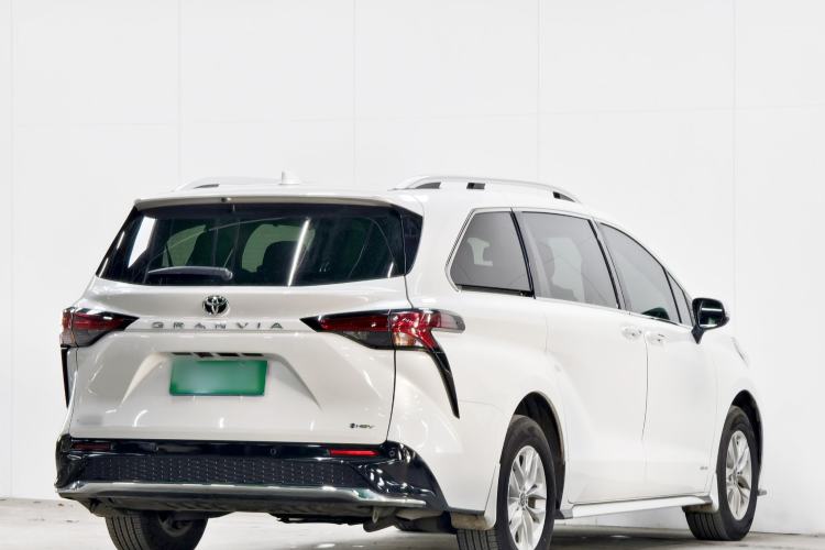 Used Toyota Granvia 2024 2.5L Hybrid Comfort Edition Exterior 5