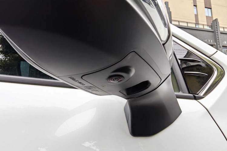 Used Toyota Granvia 2024 2.5L Hybrid Prestige ULTRA Edition Exterior 6