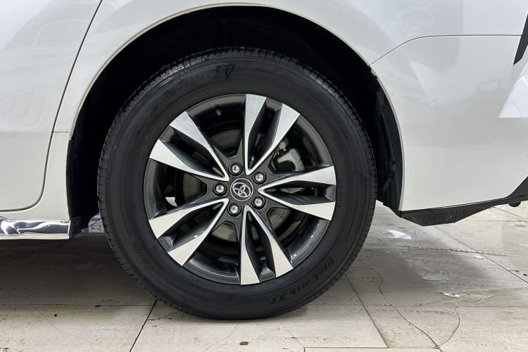 Used Toyota Granvia 2024 2.5L Hybrid Prestige PLUS Four-Wheel Drive Version Exterior 6