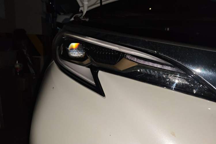 Used Toyota Granvia 2024 2.5L Hybrid Comfort Edition Exterior 6