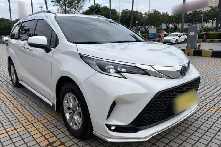 Used Toyota Granvia 2024 2.5L Hybrid Comfort Edition Exterior 6