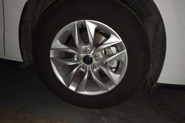 Used Toyota Granvia 2024 2.5L Hybrid Comfort Edition Exterior 7
