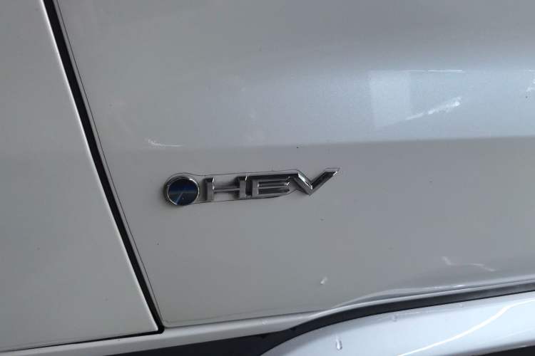 Used Toyota Granvia 2024 2.5L Hybrid Prestige ULTRA Edition Exterior 7
