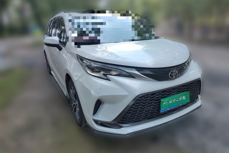 Used Toyota Granvia 2024 2.5L Hybrid Prestige PLUS Four-Wheel Drive Version Front Right 45 Deg