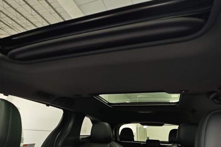Used Toyota Granvia 2024 2.5L Hybrid Luxury Edition Headliner