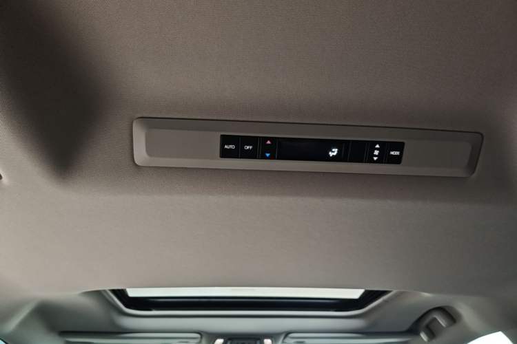 Used Toyota Granvia 2024 2.5L Hybrid Comfort Edition Headliner