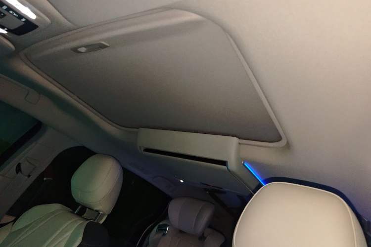 Used Toyota Granvia 2024 2.5L Hybrid Comfort Edition Headliner