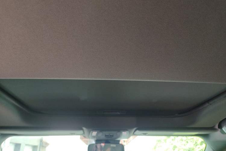 Used Toyota Granvia 2024 2.5L Hybrid Comfort Edition Headliner