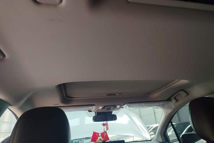 Used Toyota Granvia 2024 2.5L Hybrid Comfort Edition Headliner