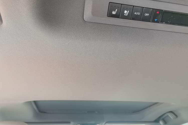 Used Toyota Granvia 2024 2.5L Hybrid Prestige ULTRA Edition Headliner