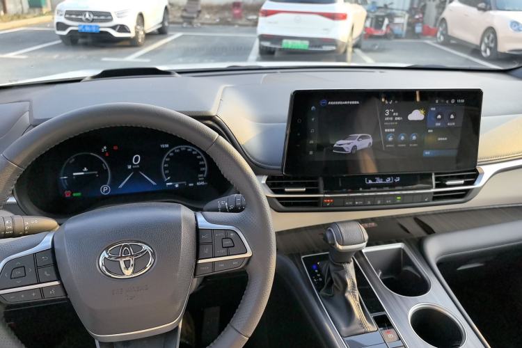 Used Toyota Granvia 2024 2.5L Hybrid Prestige ULTRA Edition Instrument Cluster
