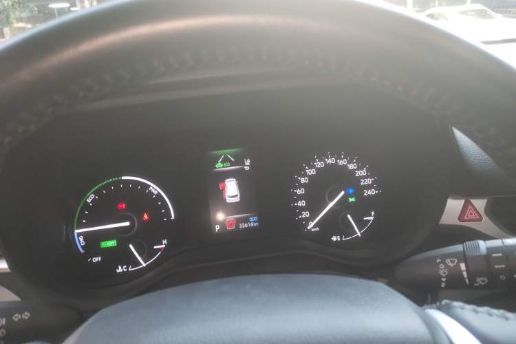 Used Toyota Granvia 2024 2.5L Hybrid Comfort Edition Instrument Cluster