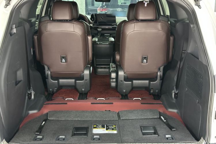 Used Toyota Granvia 2024 2.5L Hybrid Prestige PLUS Four-Wheel Drive Version Interior 7