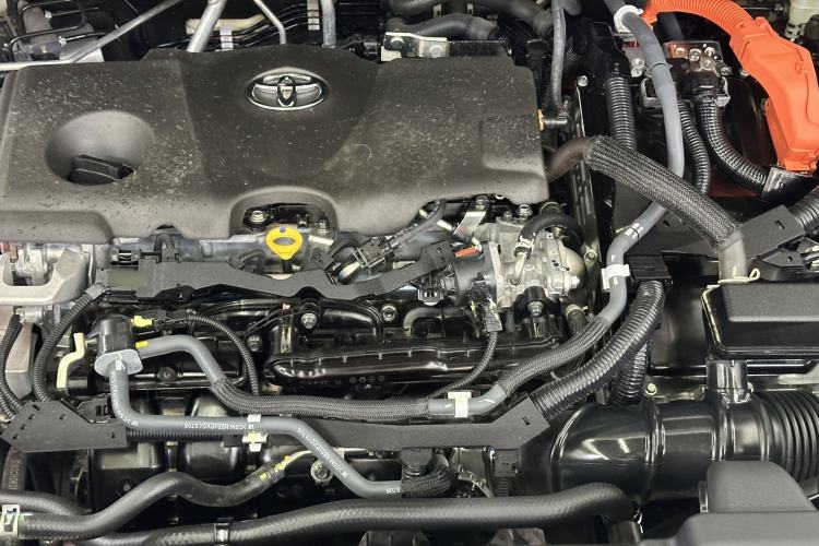 Used Toyota Granvia 2024 2.5L Hybrid Prestige PLUS Four-Wheel Drive Version Interior 7