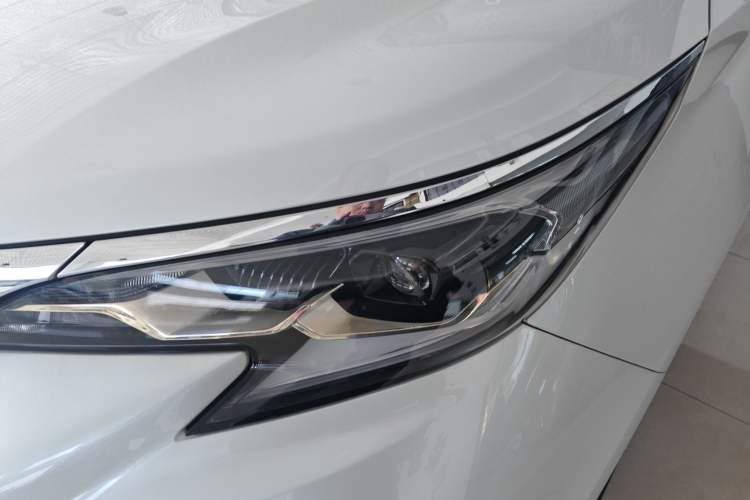 Used Toyota Granvia 2024 2.5L Hybrid Comfort Edition Left Front Headlight