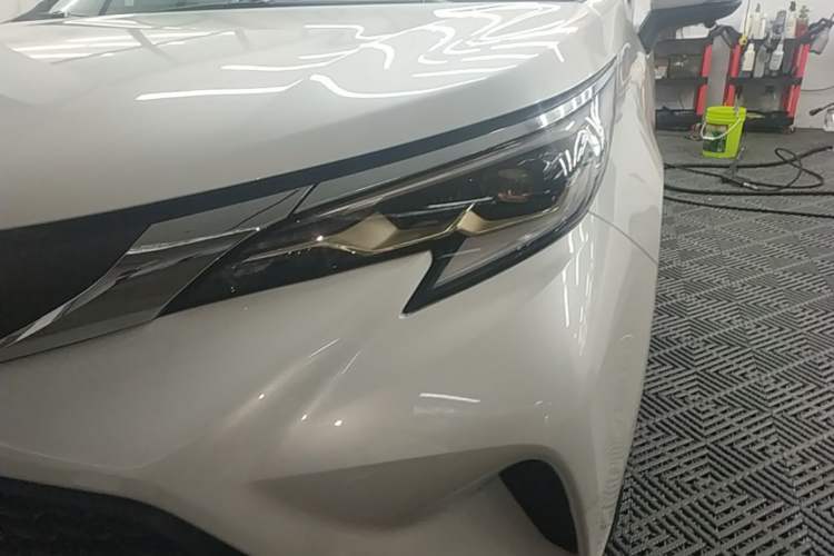 Used Toyota Granvia 2024 2.5L Hybrid Comfort Edition Left Front Headlight