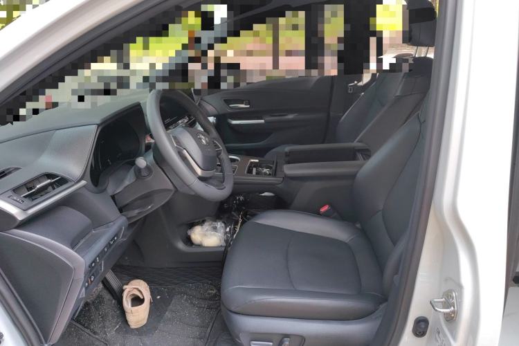 Used Toyota Granvia 2024 2.5L Hybrid Prestige PLUS Four-Wheel Drive Version Left Front Seat