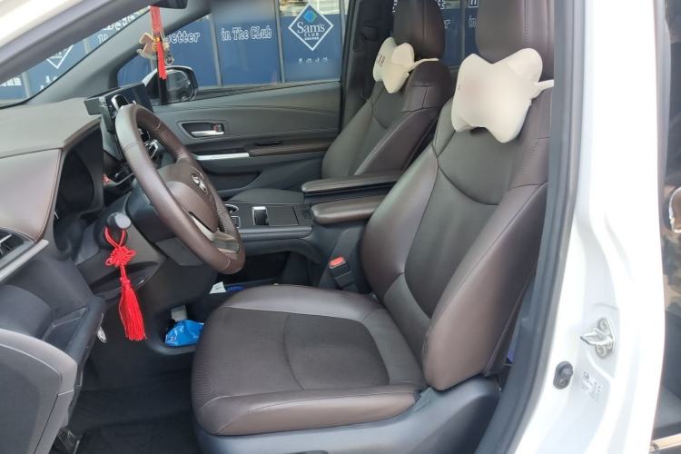 Used Toyota Granvia 2024 2.5L Hybrid Prestige PLUS Four-Wheel Drive Version Left Front Seat