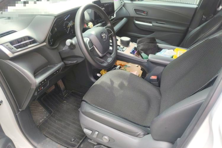 Used Toyota Granvia 2024 2.5L Hybrid Luxury Edition Left Front Seat