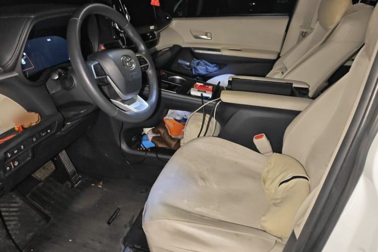 Used Toyota Granvia 2024 2.5L Hybrid Prestige PLUS Edition Left Front Seat