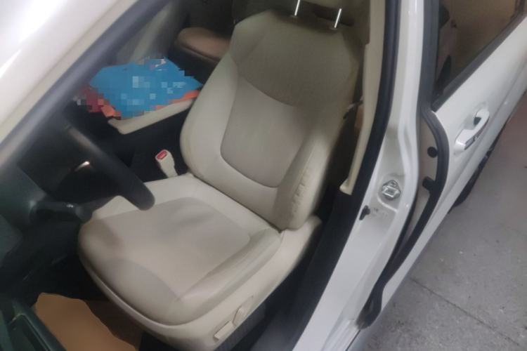 Used Toyota Granvia 2024 2.5L Hybrid Prestige ULTRA Edition Left Front Seat