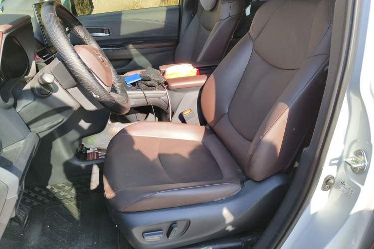Used Toyota Granvia 2024 2.5L Hybrid Prestige PLUS Four-Wheel Drive Version Left Front Seat