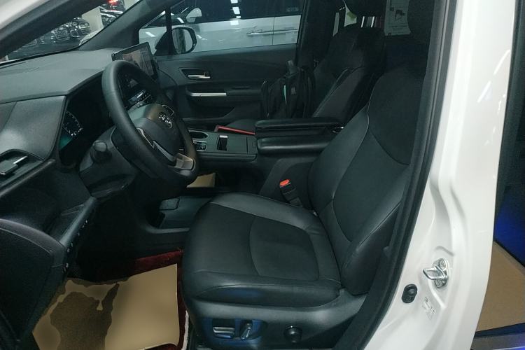 Used Toyota Granvia 2024 2.5L Hybrid Prestige PLUS Four-Wheel Drive Version Left Front Seat