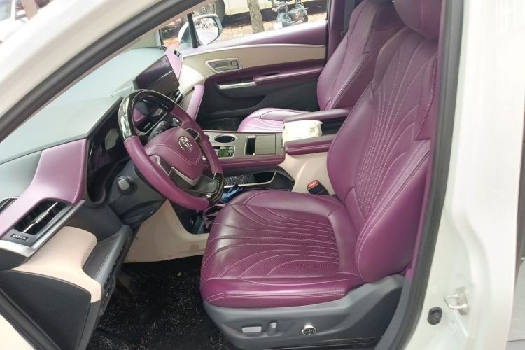 Used Toyota Granvia 2024 2.5L Hybrid Comfort Edition Left Front Seat