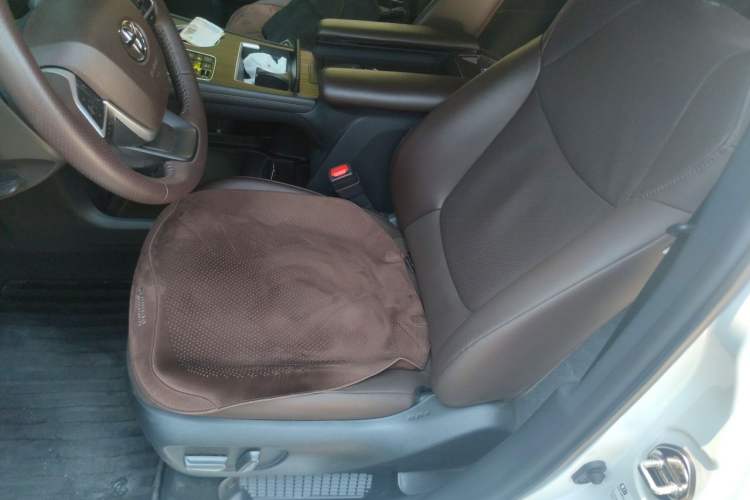 Used Toyota Granvia 2024 2.5L Hybrid Prestige PLUS Four-Wheel Drive Version Left Front Seat