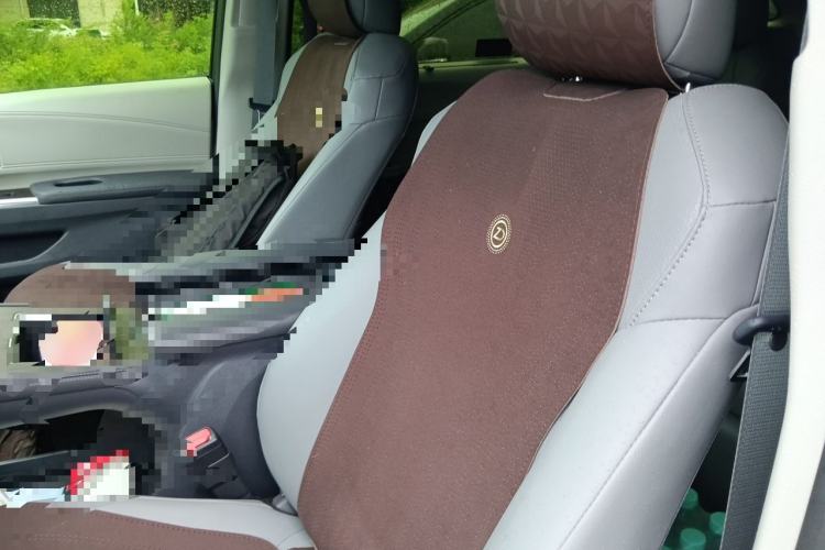 Used Toyota Granvia 2024 2.5L Hybrid Comfort Edition Left Front Seat