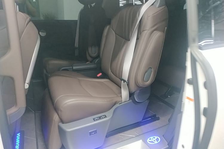 Used Toyota Granvia 2024 2.5L Hybrid Comfort Edition Left Rear Seat