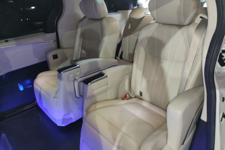 Used Toyota Granvia 2024 2.5L Hybrid Prestige ULTRA Edition Left Rear Seat