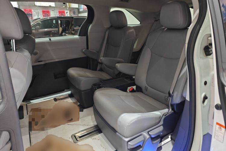 Used Toyota Granvia 2024 2.5L Hybrid Comfort Edition Left Rear Seat