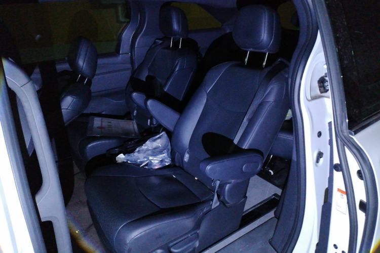 Used Toyota Granvia 2024 2.5L Hybrid Prestige PLUS Edition Left Rear Seat