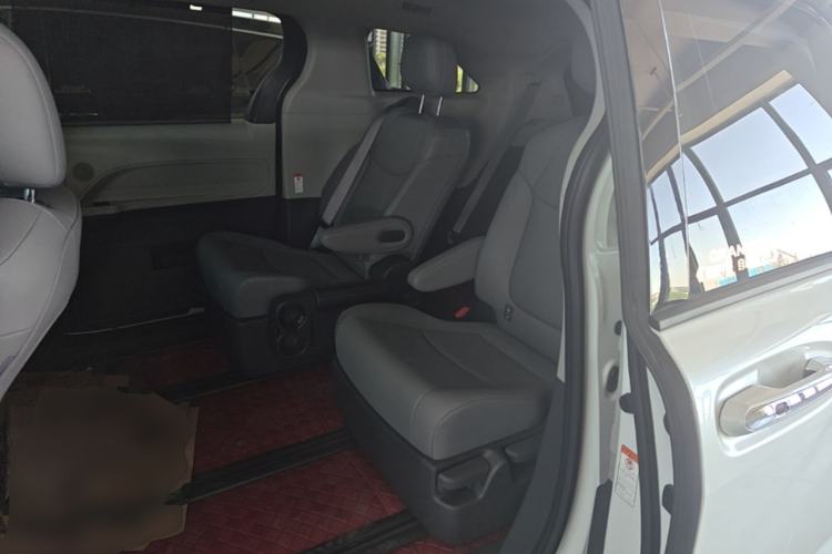 Used Toyota Granvia 2024 2.5L Hybrid Comfort Edition Left Rear Seat