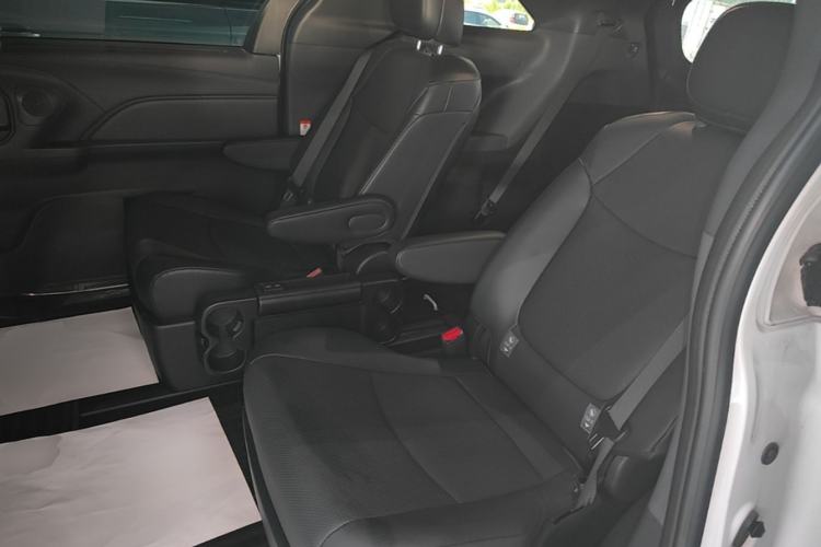 Used Toyota Granvia 2024 2.5L Hybrid Prestige PLUS Edition Left Rear Seat