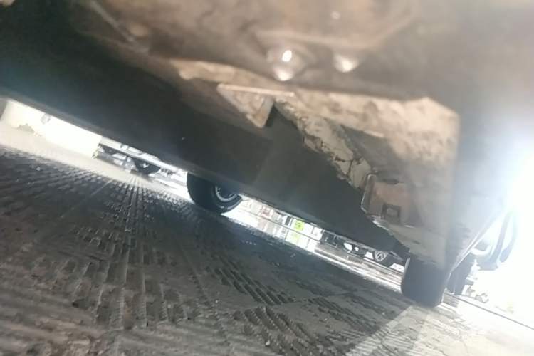 Used Toyota Granvia 2024 2.5L Hybrid Comfort Edition Left Side Sill
