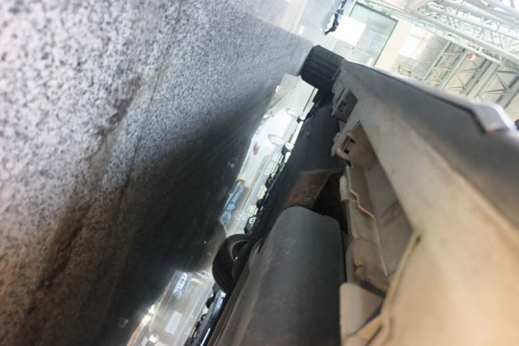 Used Toyota Granvia 2024 2.5L Hybrid Prestige PLUS Edition Left Side Sill