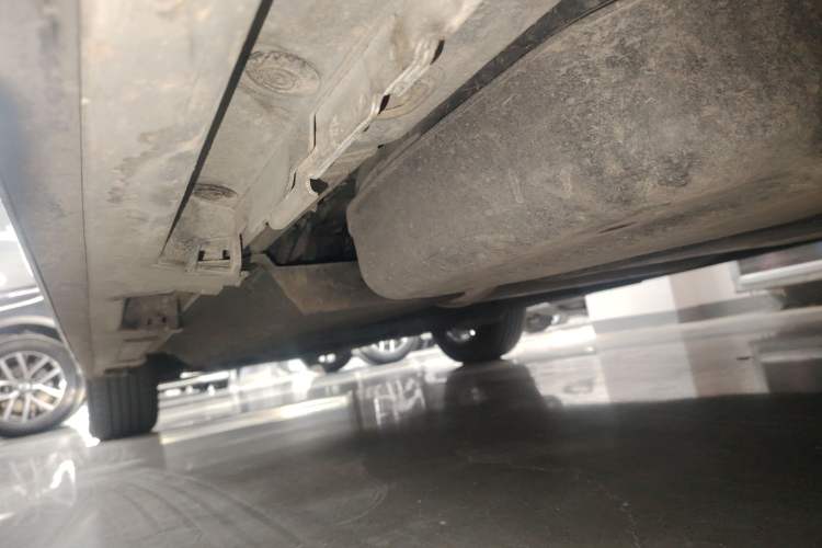 Used Toyota Granvia 2024 2.5L Hybrid Prestige PLUS Four-Wheel Drive Version Left Side Sill