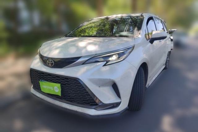 Used Toyota Granvia 2024 2.5L Hybrid Luxury Edition