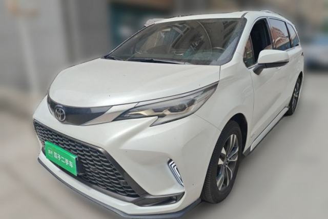 Used Toyota Granvia 2024 2.5L Hybrid Luxury Edition