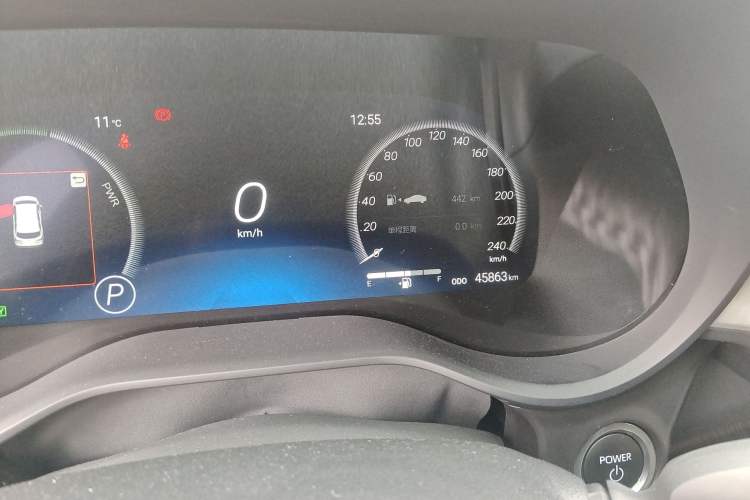 Used Toyota Granvia 2024 2.5L Hybrid Prestige PLUS Four-Wheel Drive Version Odometer Close Up