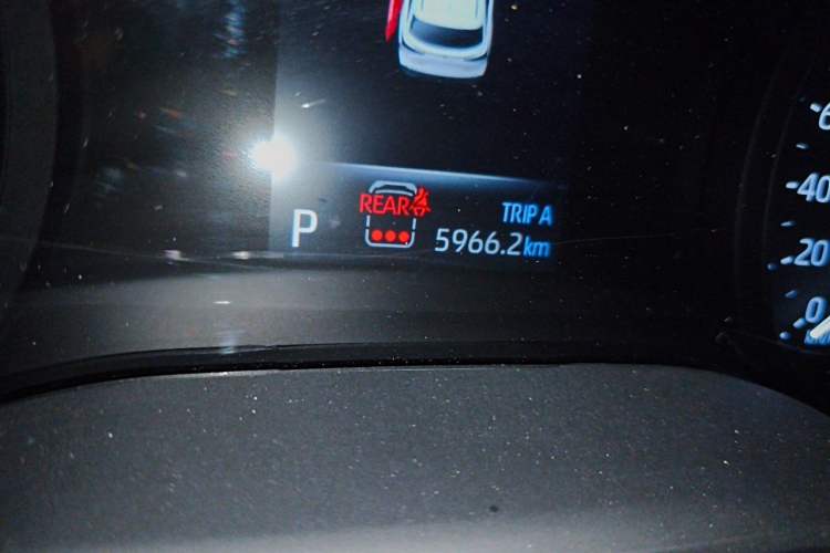 Used Toyota Granvia 2024 2.5L Hybrid Comfort Edition Odometer Close Up
