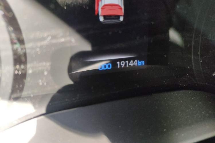 Used Toyota Granvia 2024 2.5L Hybrid Comfort Edition Odometer Close Up