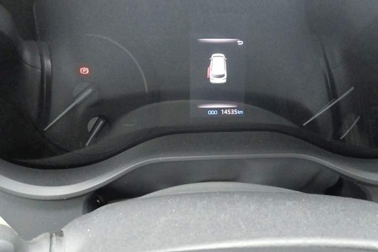 Used Toyota Granvia 2024 2.5L Hybrid Comfort Edition Odometer Close Up
