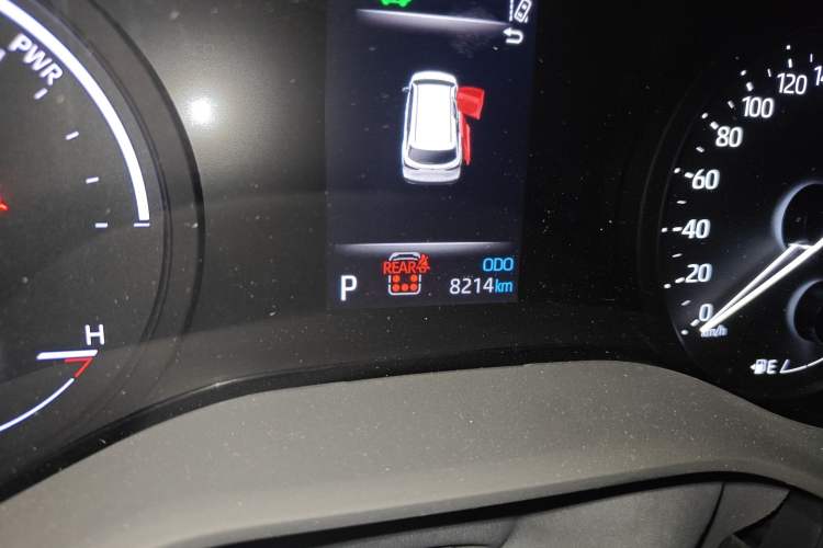 Used Toyota Granvia 2024 2.5L Hybrid Comfort Edition Odometer Close Up