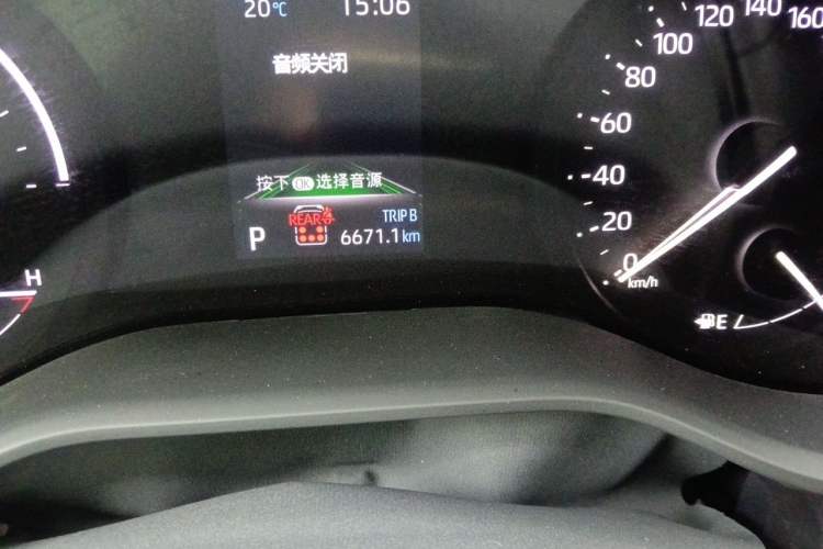 Used Toyota Granvia 2024 2.5L Hybrid Comfort Edition Odometer Close Up