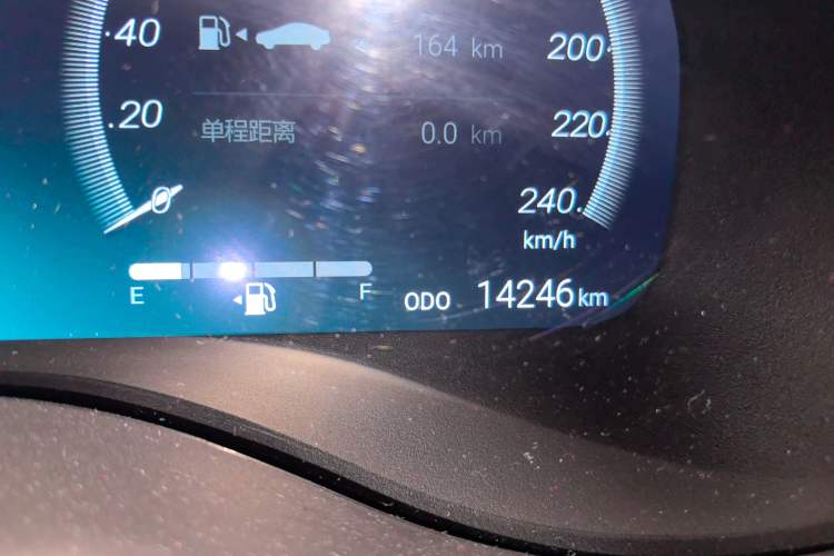 Used Toyota Granvia 2024 2.5L Hybrid Prestige ULTRA Edition Odometer Close Up